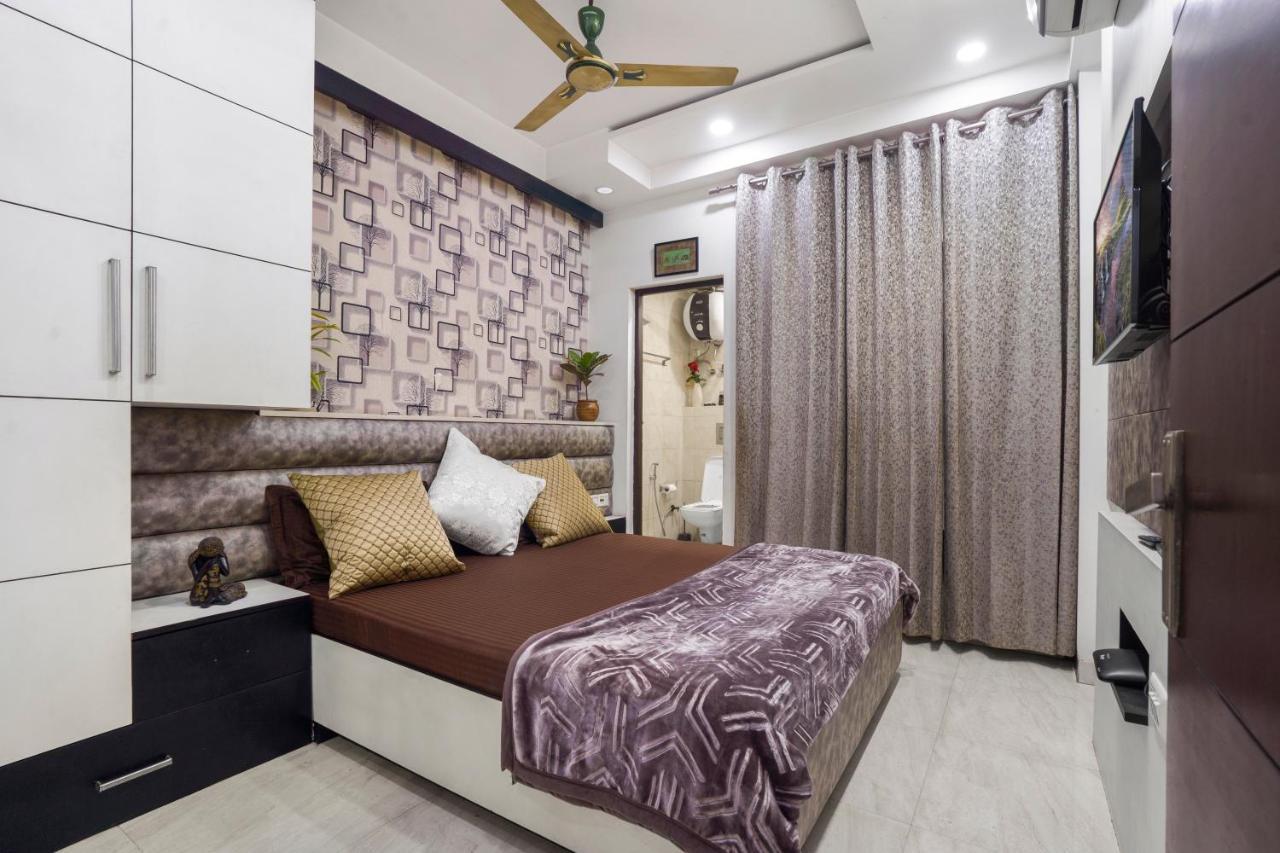 Homlee-Villa Luxury-2Bhk-Anand Vihar-Ramprastha غازي أباد المظهر الخارجي الصورة